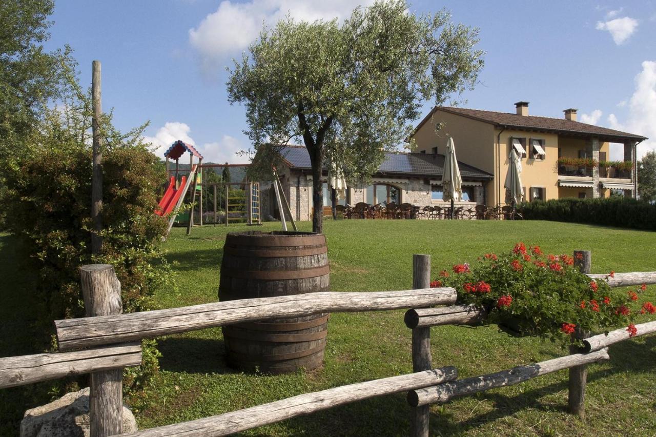 Agriturismo Moro Barel วิตโตรีโอ เวเนโต ภายนอก รูปภาพ